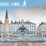 Duplex De 115m2 Dans Un Bâtiment Chic Historique - Le Belvédère St Nicolas Apartamento *
