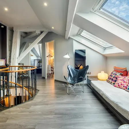 Duplex De 115m2 Dans Un Batiment Chic Historique - Le Belvedere St Nicolas Nantes
