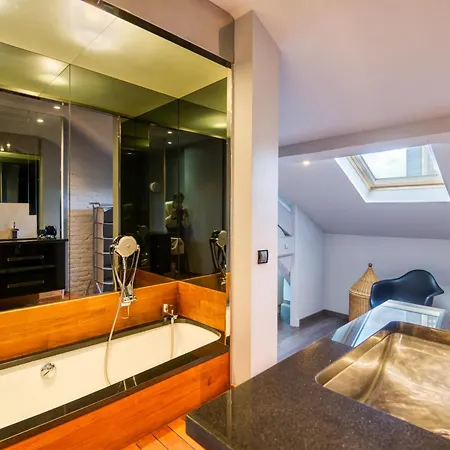 Apartment Duplex De 115m2 Dans Un Batiment Chic Historique - Le Belvedere St Nicolas *