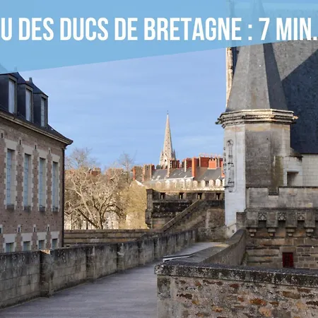 Апартаменты Duplex De 115m2 Dans Un Batiment Chic Historique - Le Belvedere St Nicolas Нант