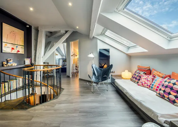 Duplex De 115m2 Dans Un Batiment Chic Historique - Le Belvedere St Nicolas Nantes