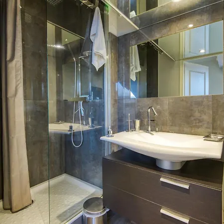 Duplex De 115m2 Dans Un Batiment Chic Historique - Le Belvedere St Nicolas Nantes