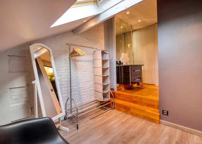 Duplex De 115m2 Dans Un Batiment Chic Historique - Le Belvedere St Nicolas Διαμέρισμα Ναντ